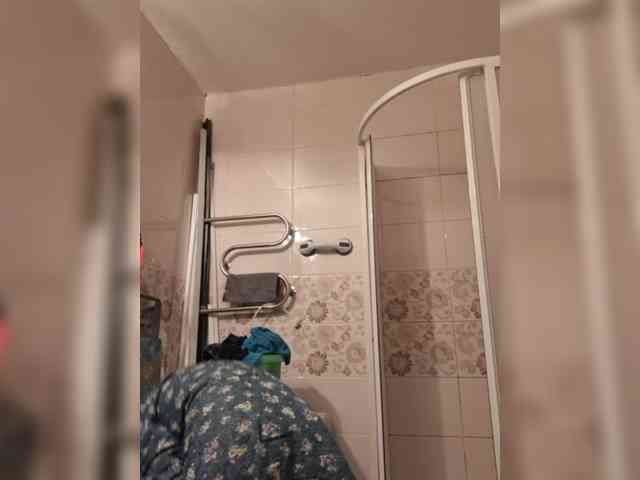 SonyaManya webcam