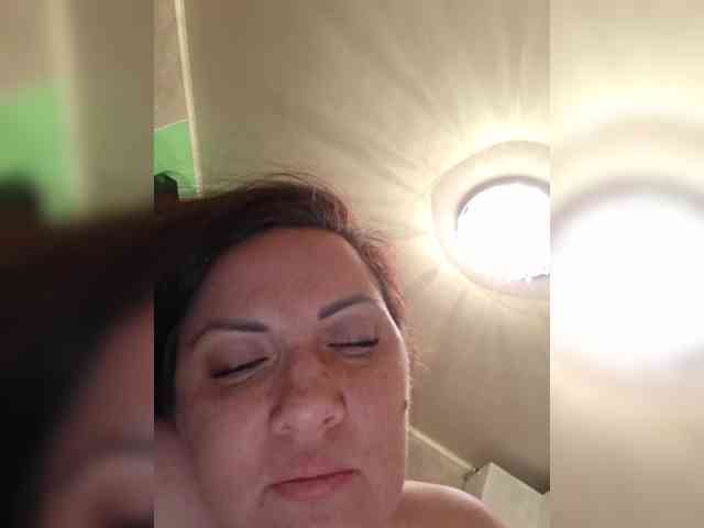 SonyaManya webcam