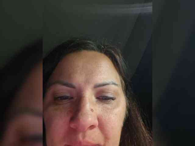 SonyaManya webcam