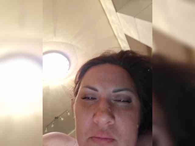 SonyaManya webcam