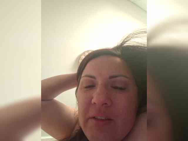 SonyaManya webcam