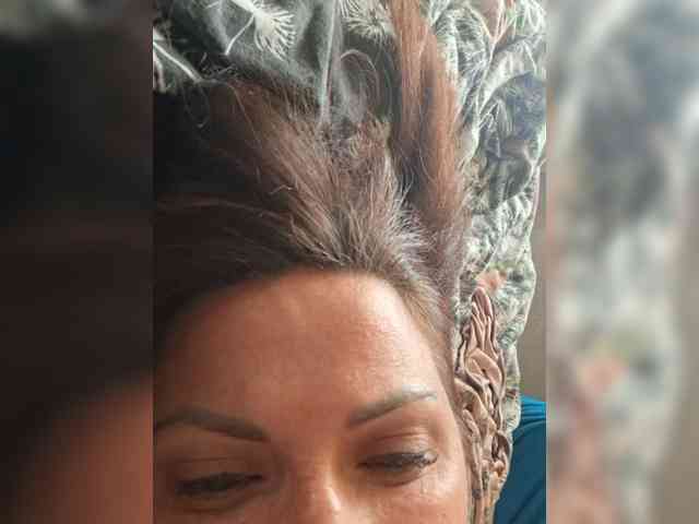 SonyaManya webcam