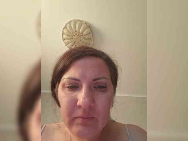 SonyaManya webcam