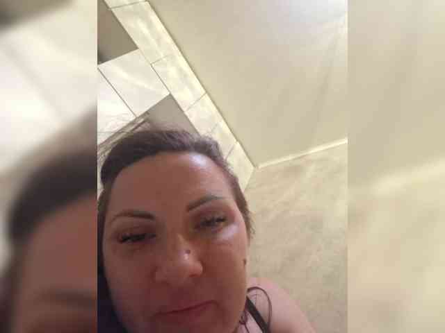 SonyaManya webcam