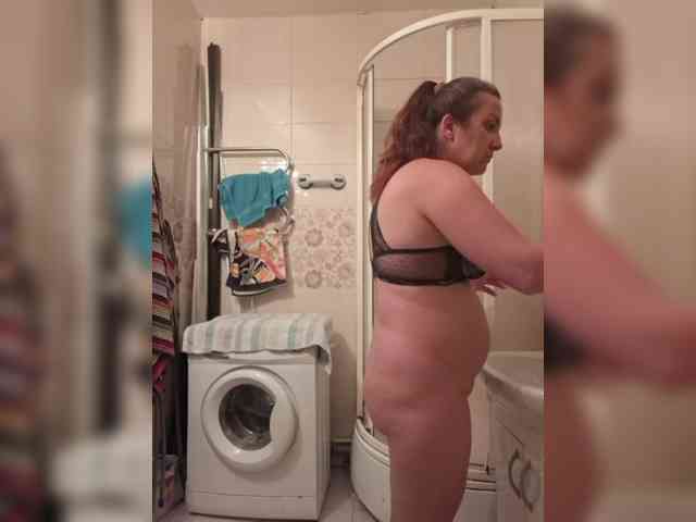 SonyaManya webcam