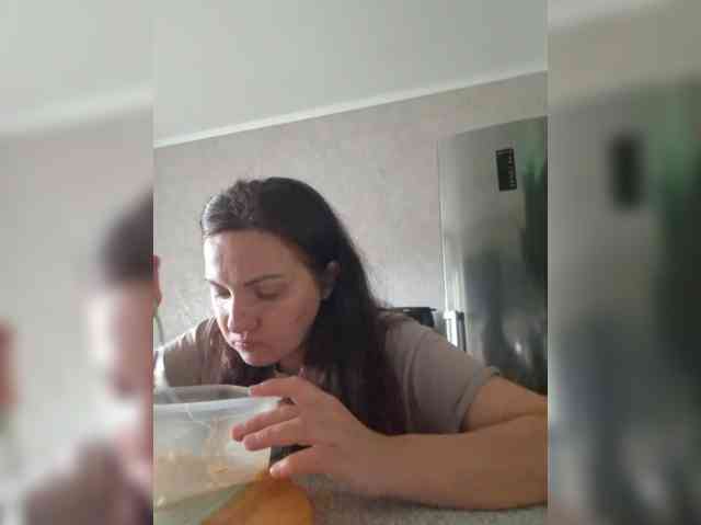 SonyaManya webcam