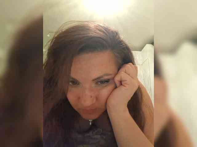 SonyaManya webcam
