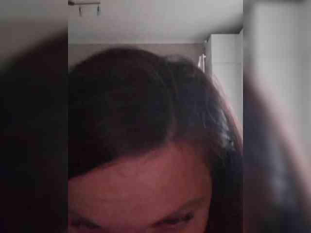 SonyaManya webcam