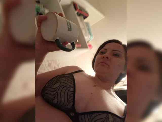 SonyaManya webcam