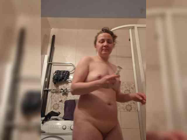 SonyaManya webcam