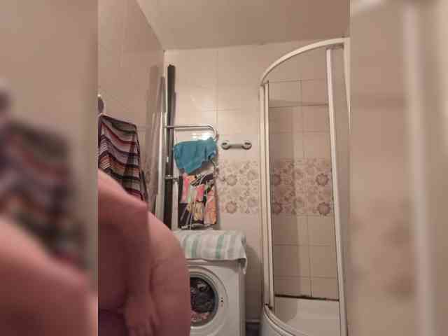 SonyaManya webcam