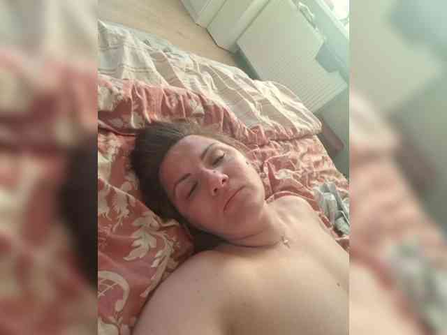 SonyaManya webcam