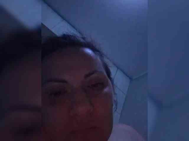 SonyaManya webcam