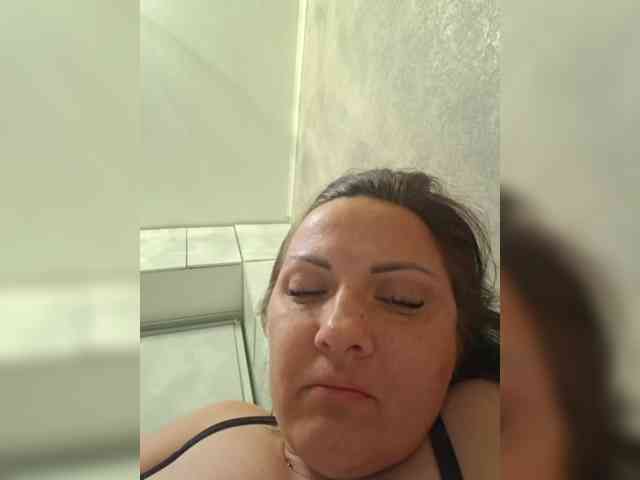 SonyaManya webcam