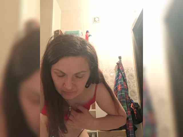 SonyaManya webcam
