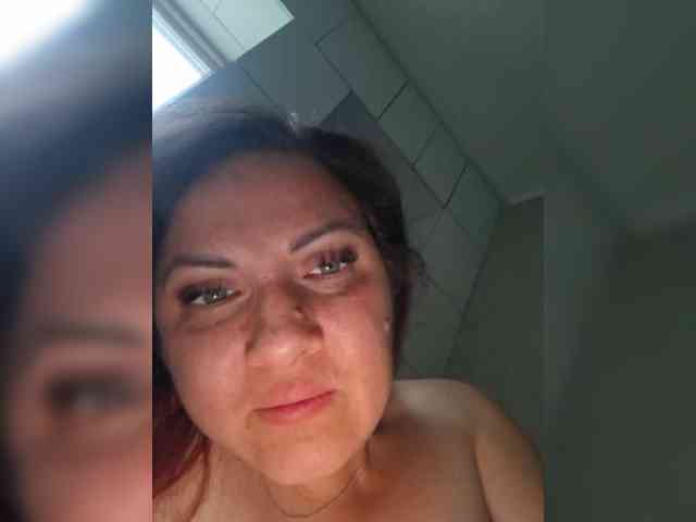 SonyaManya webcam