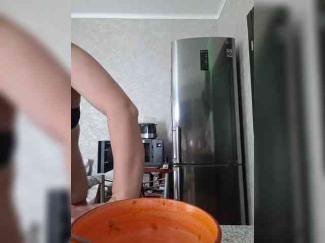 SonyaManya webcam