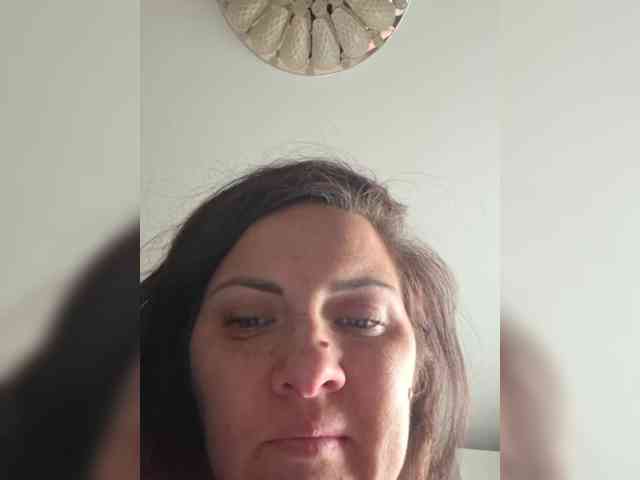 SonyaManya webcam