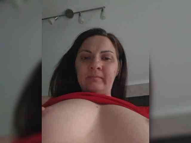 SonyaManya webcam