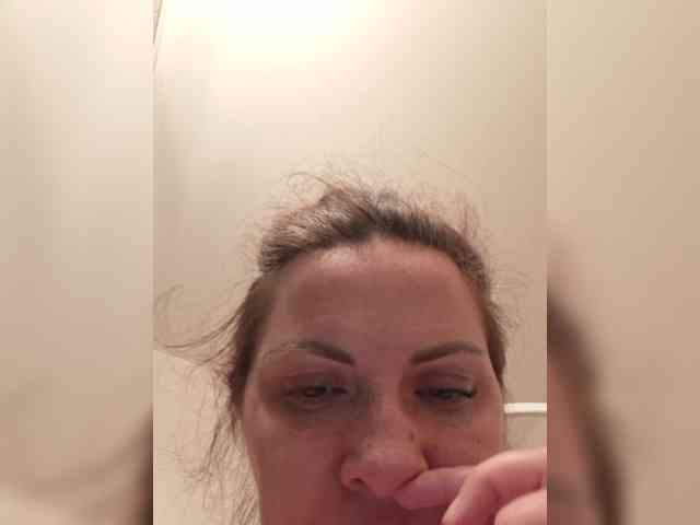 SonyaManya webcam