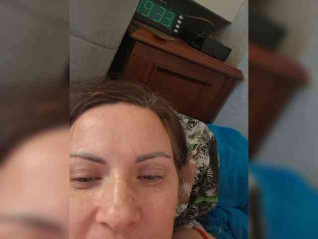 SonyaManya webcam