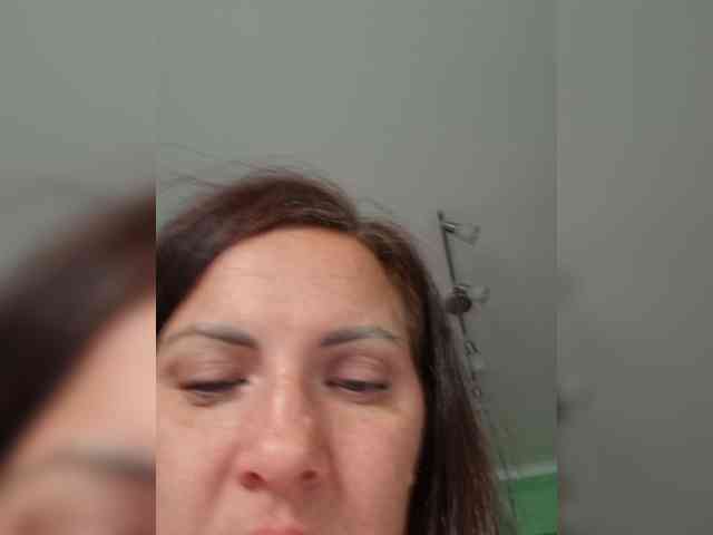SonyaManya webcam