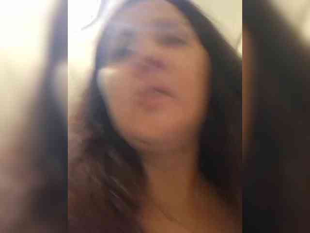SonyaManya webcam