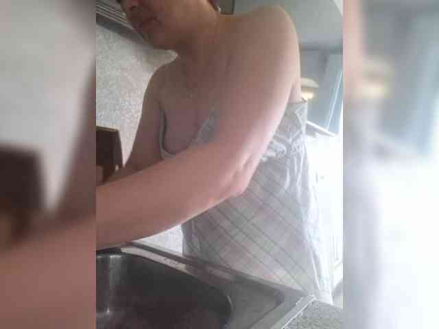 SonyaManya webcam