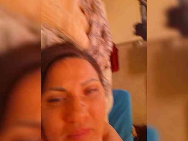 SonyaManya webcam