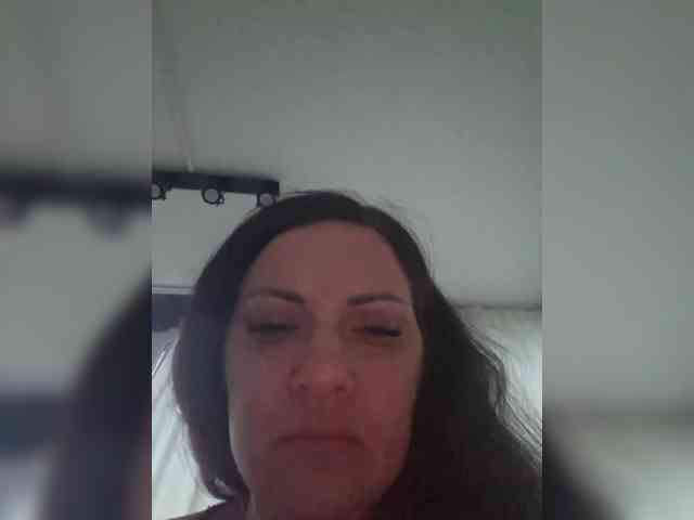 SonyaManya webcam