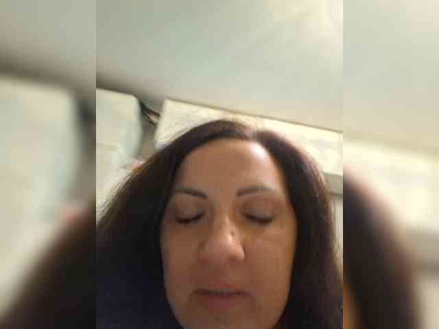 SonyaManya webcam