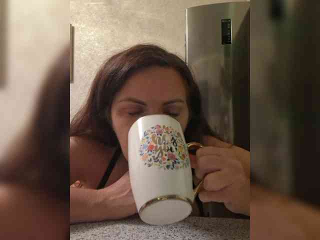 SonyaManya webcam