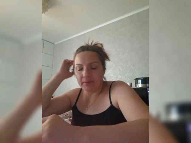 SonyaManya webcam