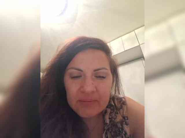 SonyaManya webcam