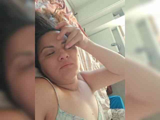 SonyaManya webcam