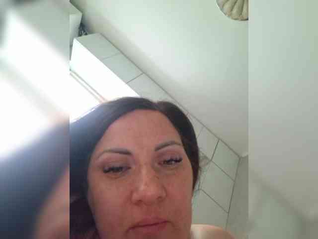 SonyaManya webcam