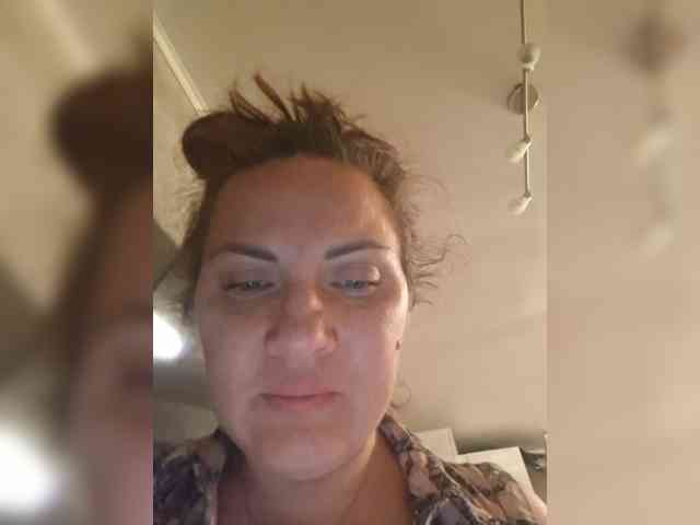 SonyaManya webcam