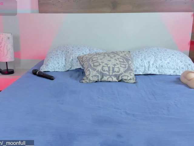 -fullmoon live cam on BongaCams