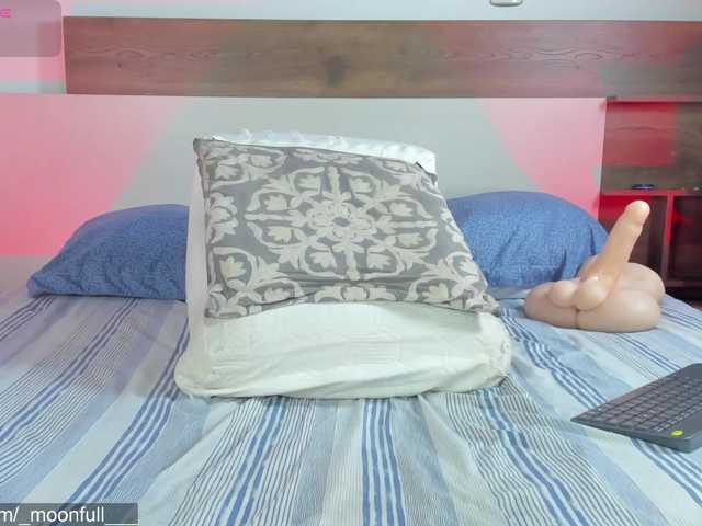-fullmoon live cam on BongaCams