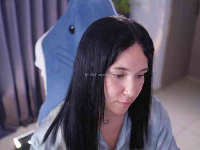Bella-francoo webcam