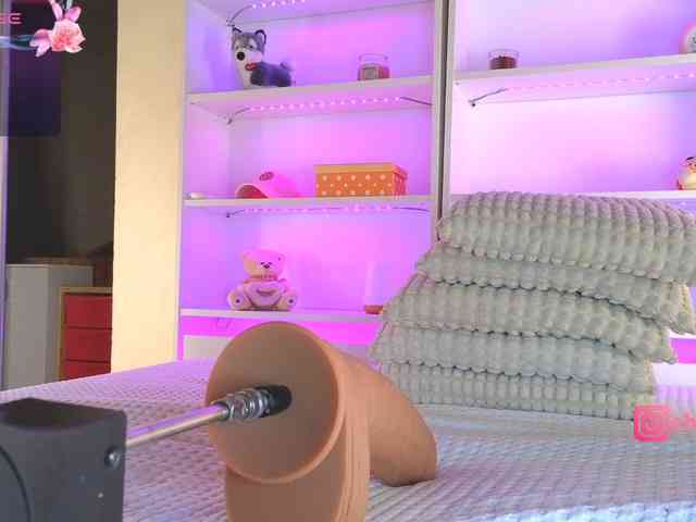 ChiaraLewis webcam
