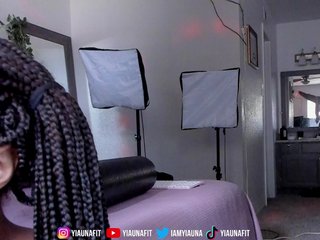 Yiauana Porn Show