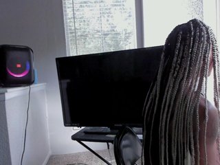 Yiauna Porn Show