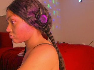 Yiauana Porn Show