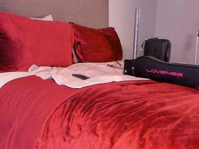 Yiauana live cam on BongaCams