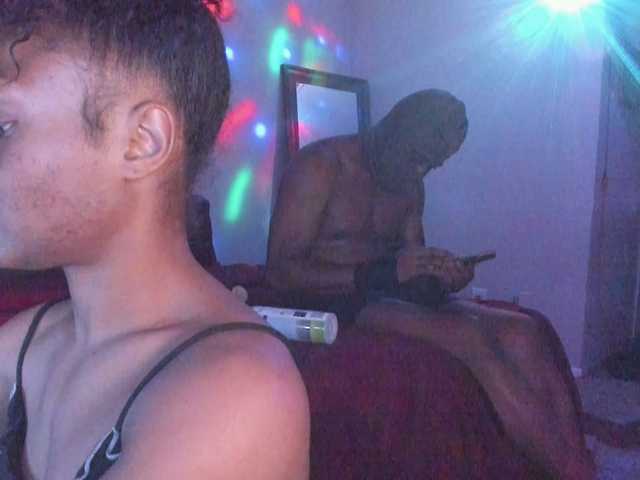 Yiauana live cam on BongaCams