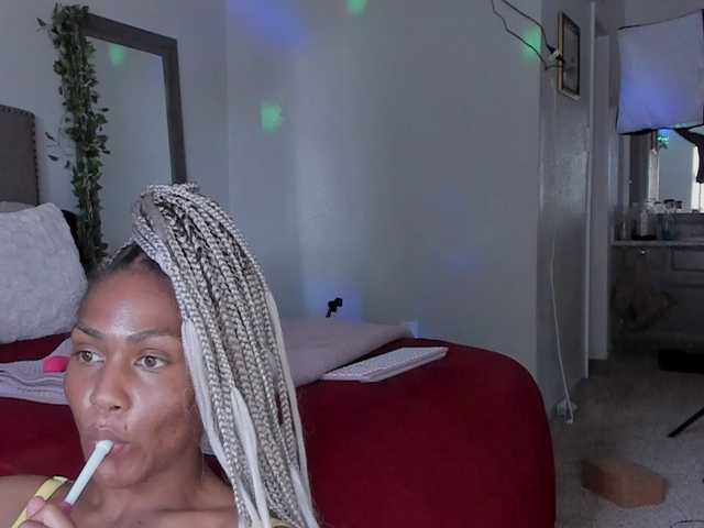 Yiauana