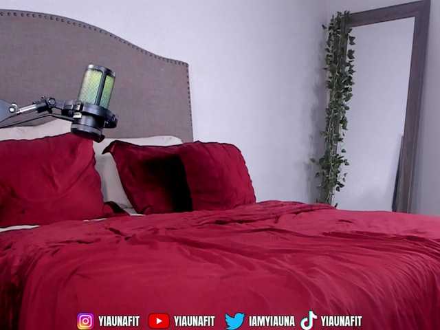 Yiauana live cam on BongaCams