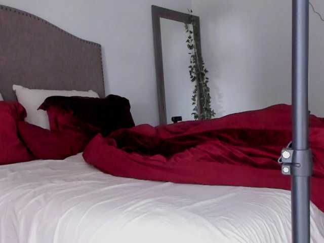 yiauna live cam on BongaCams