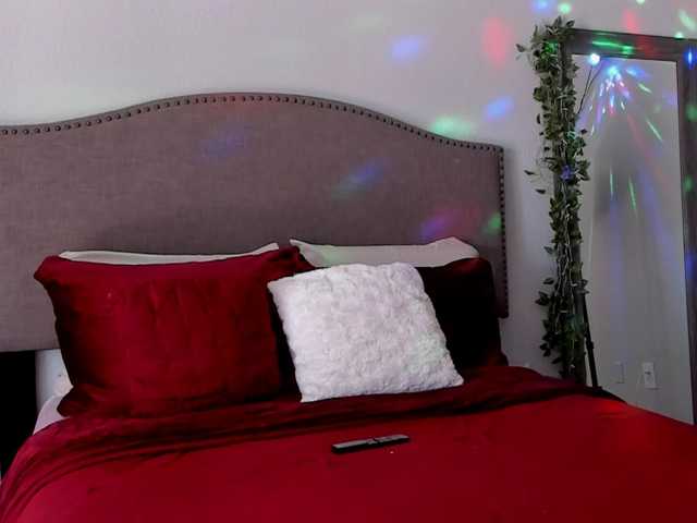 Yiauana live cam on BongaCams